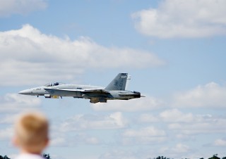 Boeing F/A-18E/F Super Hornet flyby